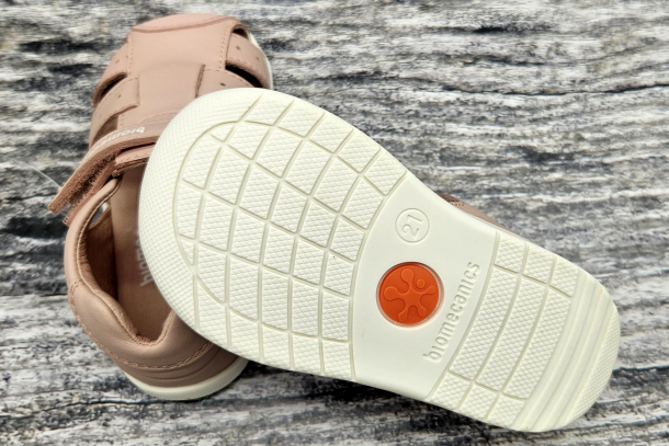 BIOMECANICS - barefootové sandály BASICA ROSA (růžové)