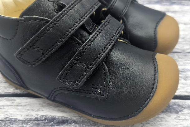 BUNDGAARD - Celoroční boty Petit Velcro, BLACK