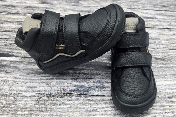 FRODDO - barefoot celoroční boty s membránou BLACK