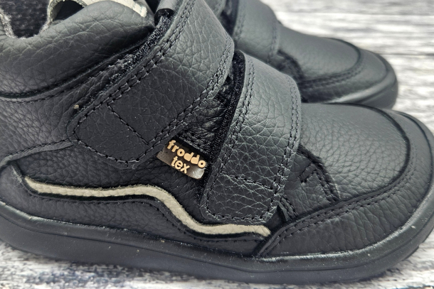 FRODDO - barefoot celoroční boty s membránou BLACK