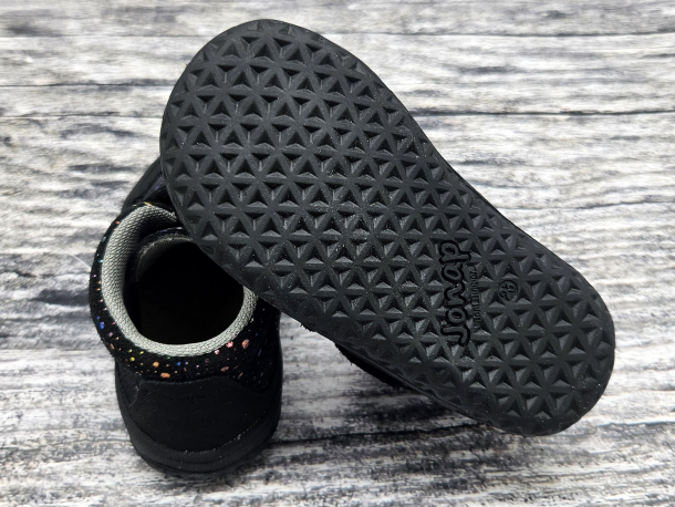 JONAP - celoroční boty BELLA ČERNÁ BUBLINA SLIM (broušená kůže) s okopem