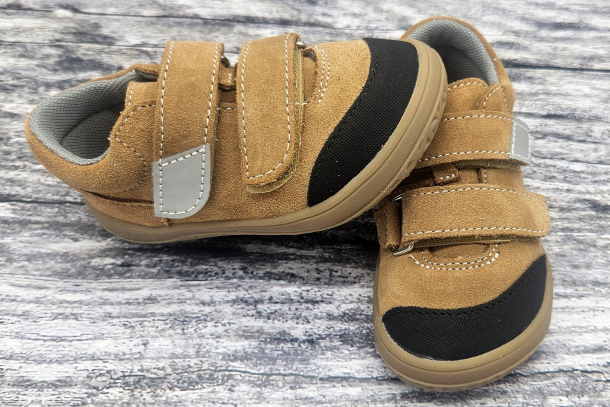 JONAP - celoroční kožené boty B22 SV, SKOŘICOVÁ