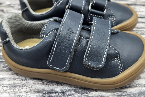 JONAP - celoroční boty HOPE SHARK