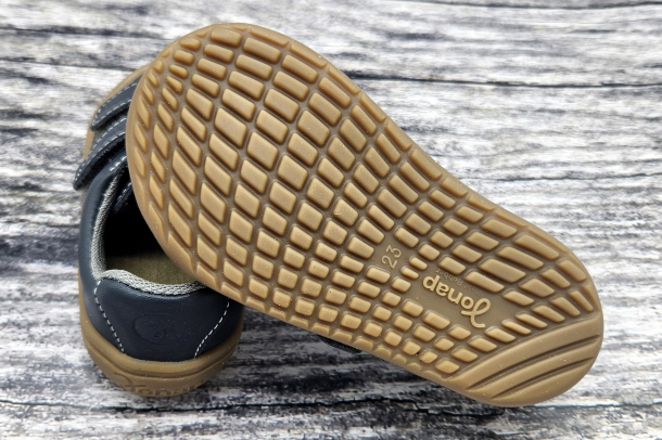 JONAP - celoroční boty HOPE SHARK