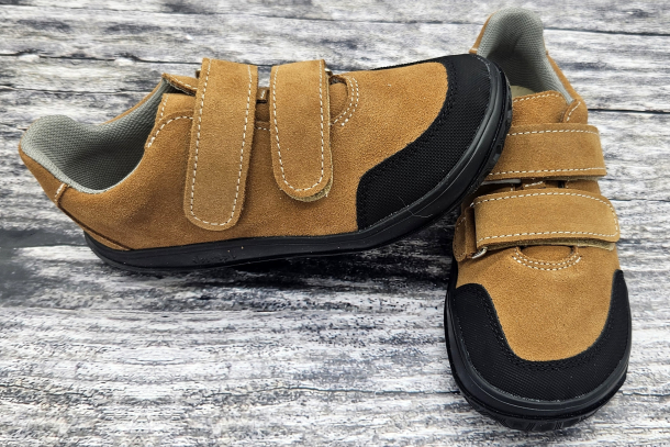 JONAP JAMPI - celoroční NELLA SKOŘIČOVÁ