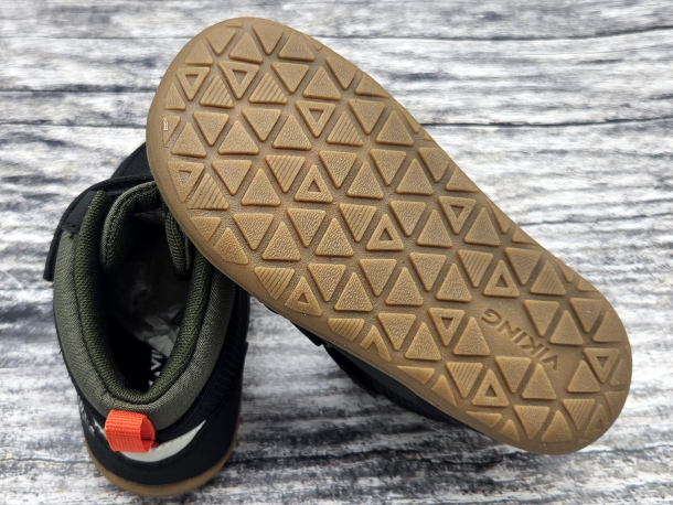 VIKING - celoroční barefoot obuv s membránou ASPEN BLACK