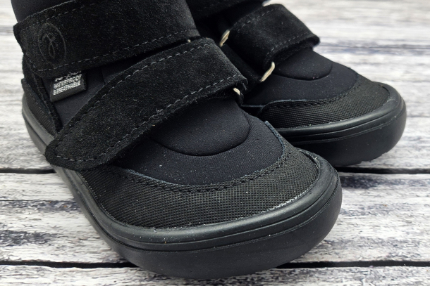 JONAP - celoroční boty s membránou LOOK ČERNÁ